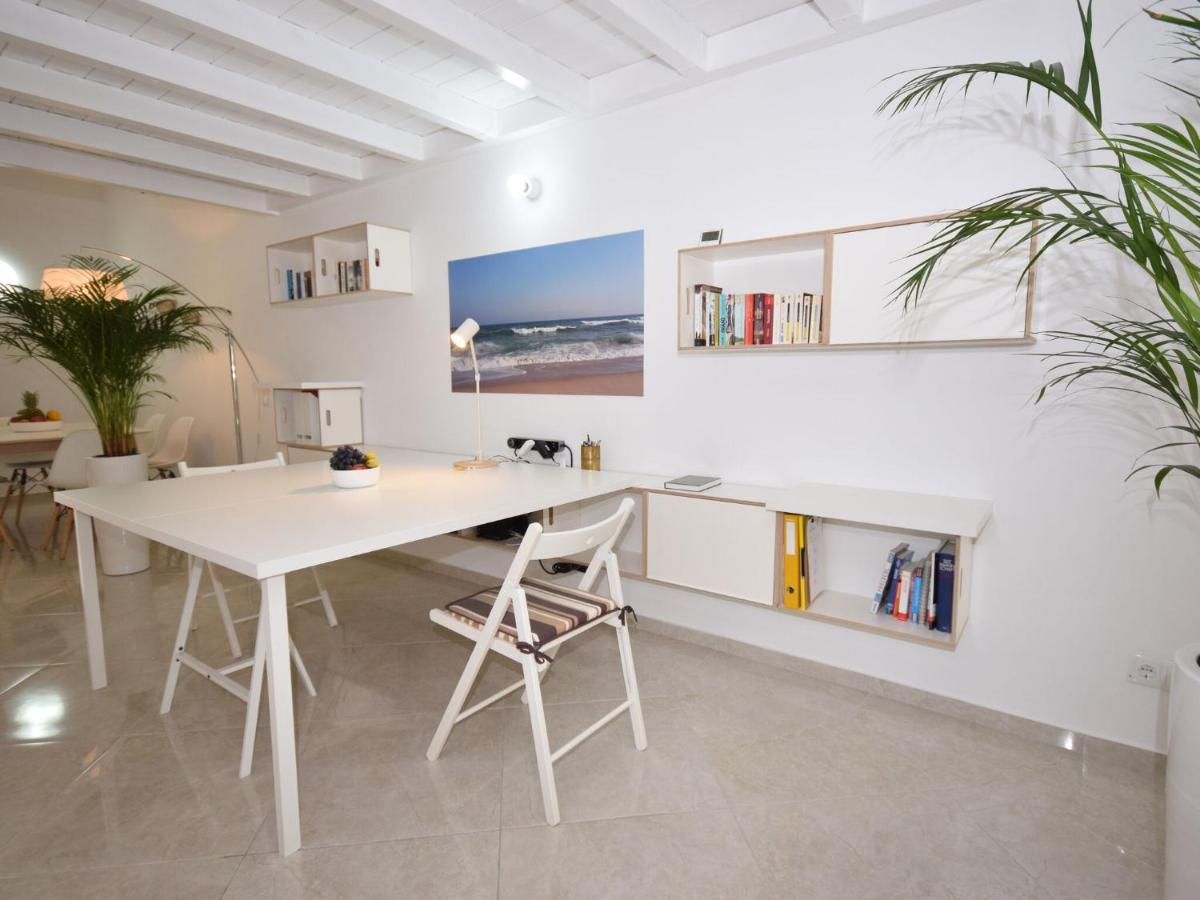 Modern Holiday Home In Olh O With Terrace 奥良 外观 照片