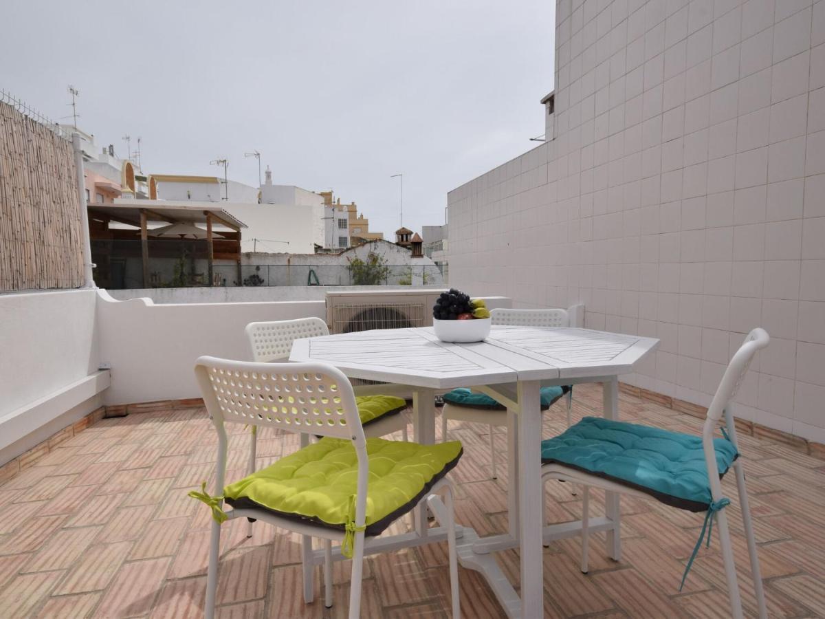 Modern Holiday Home In Olh O With Terrace 奥良 外观 照片