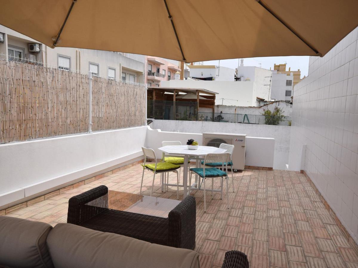 Modern Holiday Home In Olh O With Terrace 奥良 外观 照片
